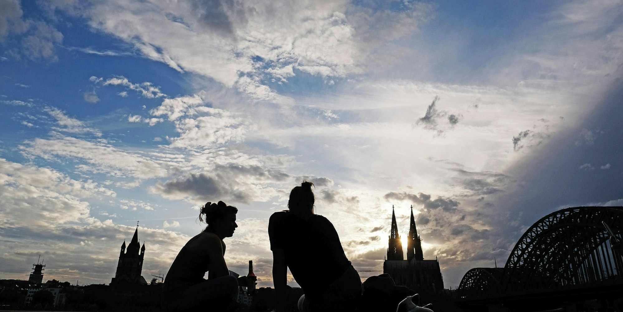 Köln Symbolbild Wolken