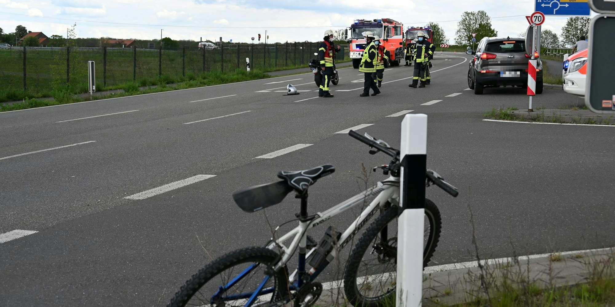 Unfall B477 Kerpen