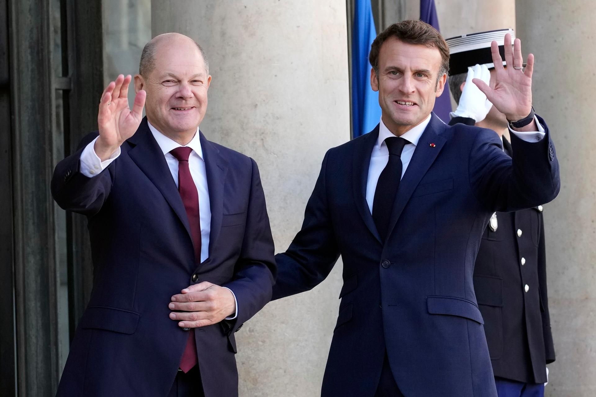 Scholz Macron Paris 2610