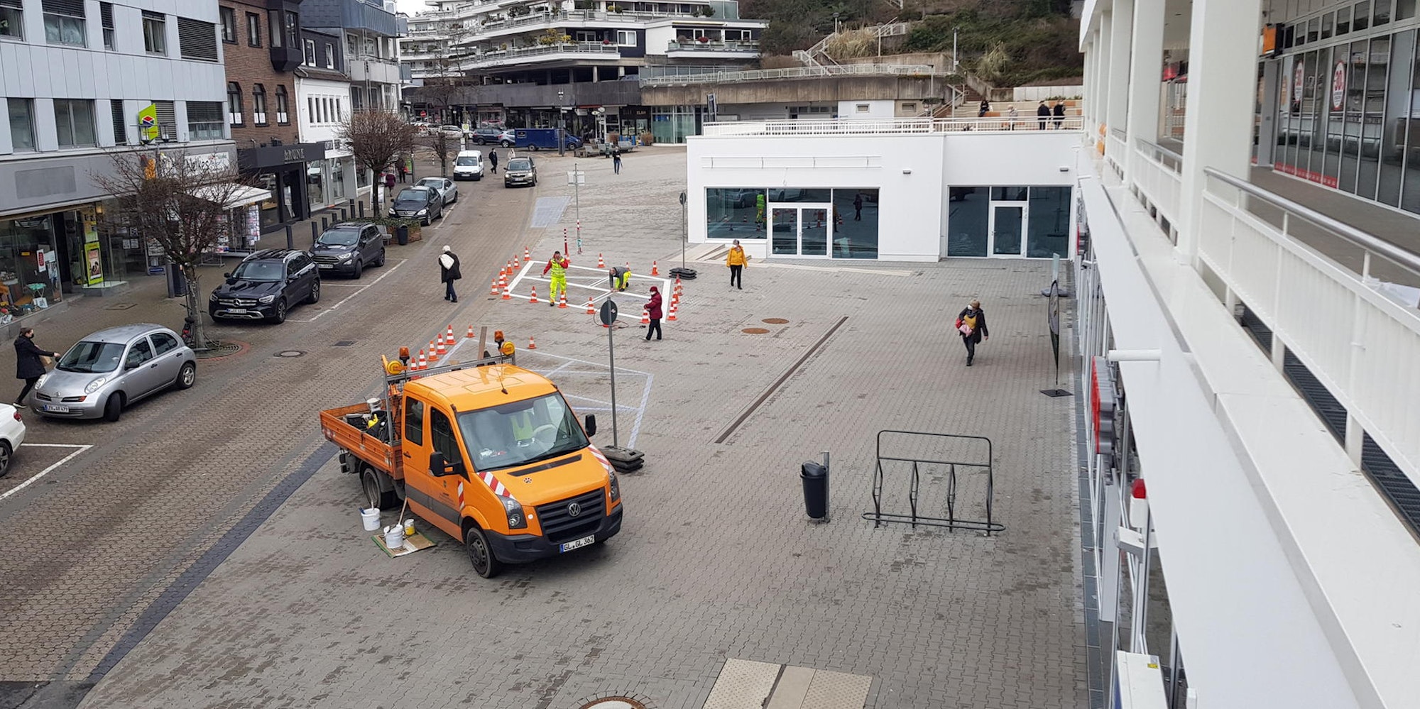 2021-02-18_Entfernung_Parkplaetze_Schlossgalerie