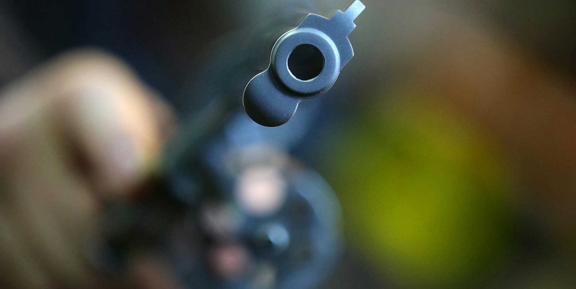 pistole symbol auftragsmorde