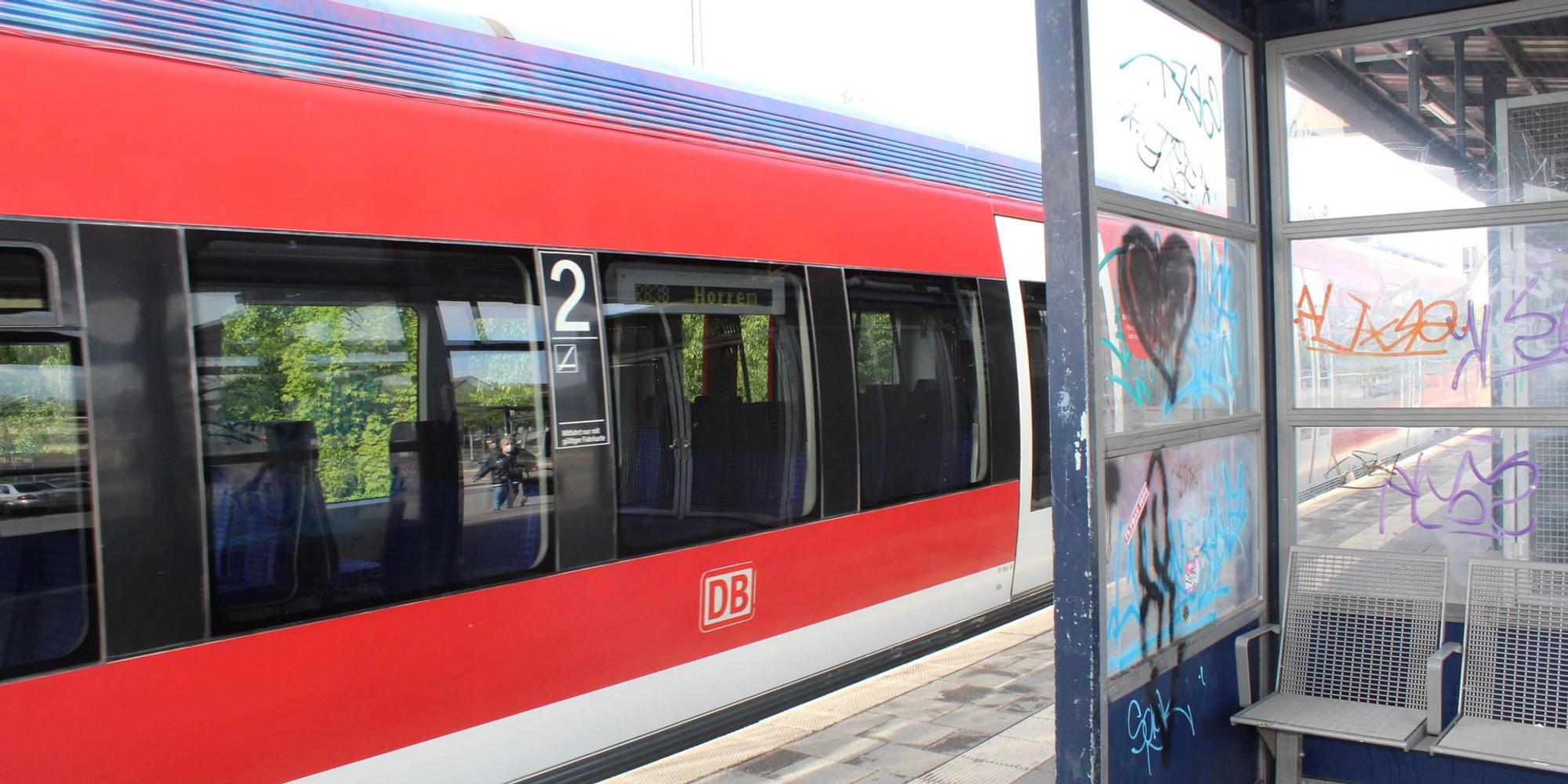 Bergheim_Bahnhof_Quadrath-Ichendorf_(3)