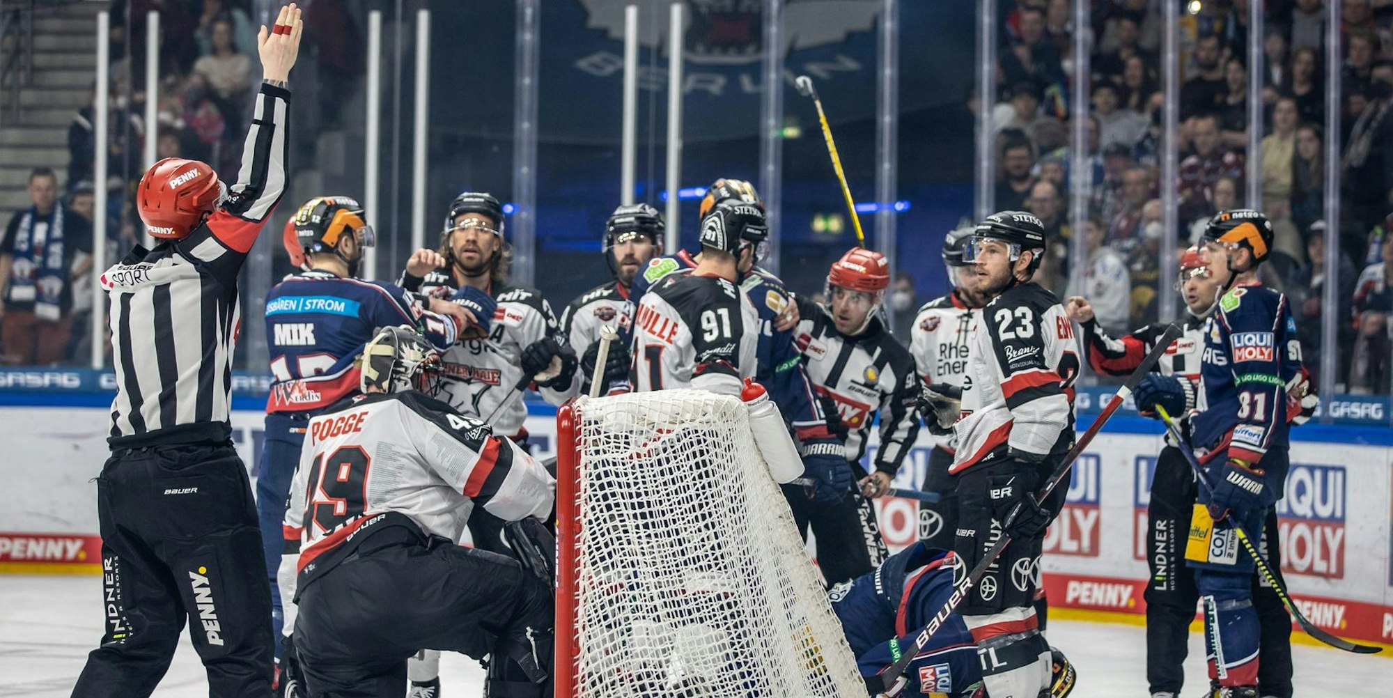 A171E4B5-E942-40BF-92E5-E51E51DF92EE