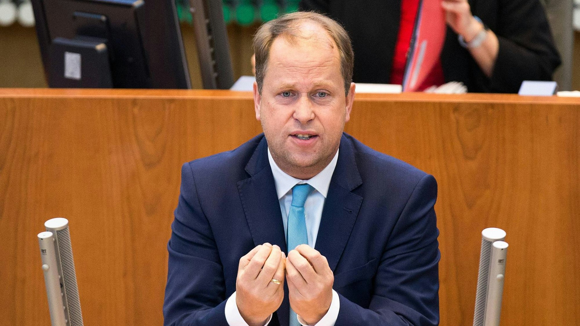 Joachim Stamp am Rednerpult.