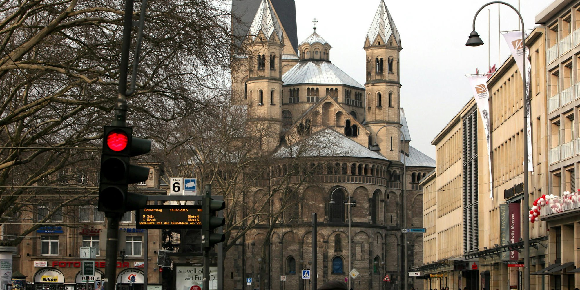 St Aposteln