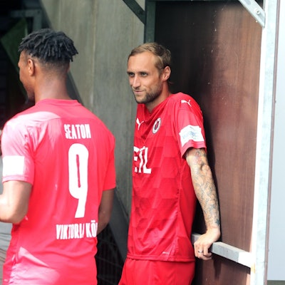 0A2F805A-06E2-4283-B3B9-F598E753AA32