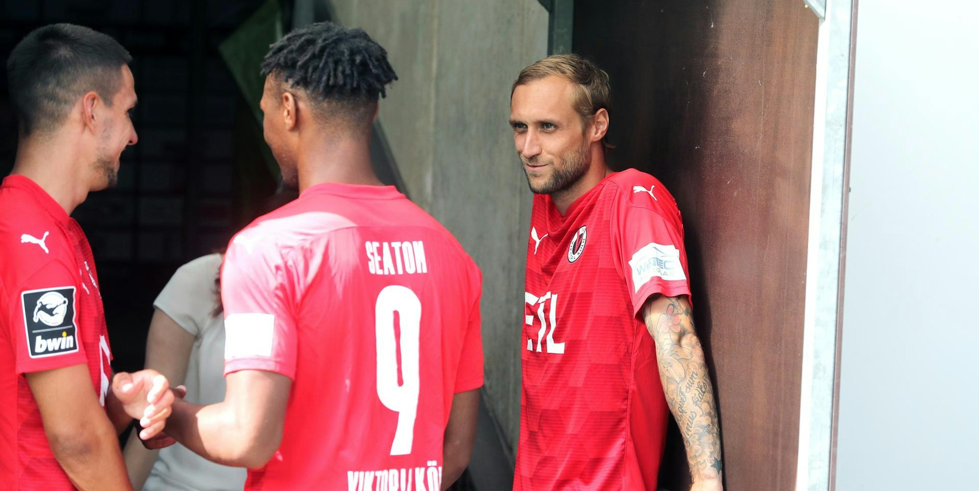 0A2F805A-06E2-4283-B3B9-F598E753AA32