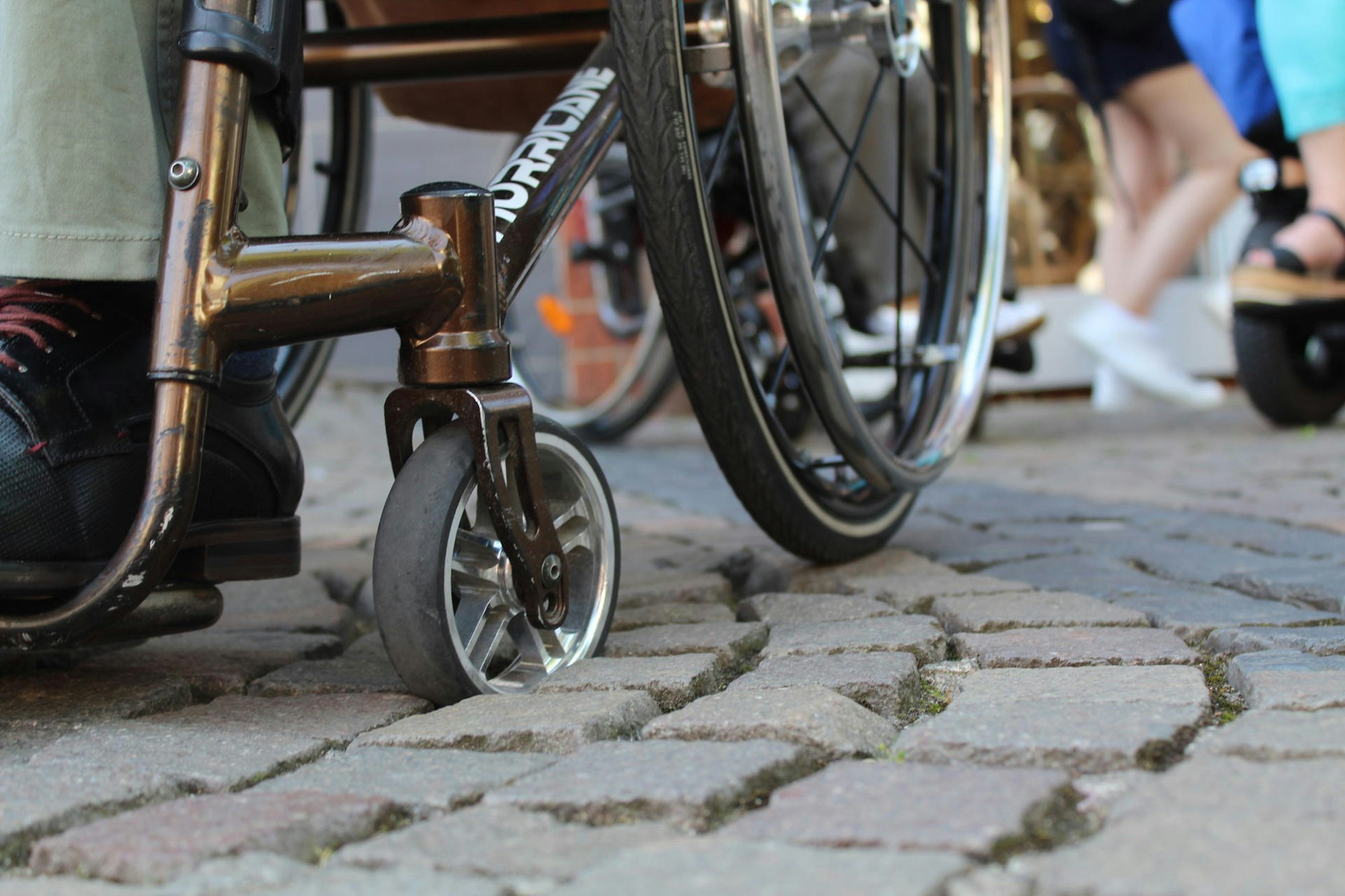 Bergheim_Rollstuhl_Innenstadt_(1)