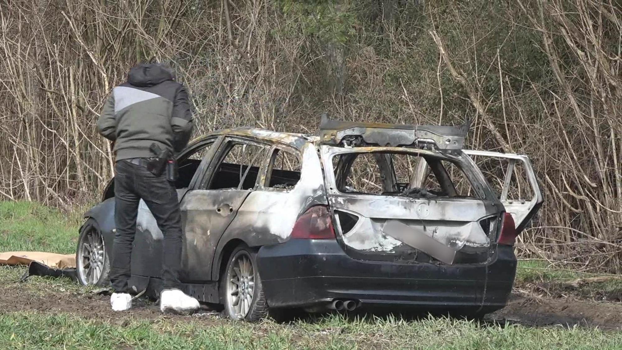 Auto ausgebrannt Köln
