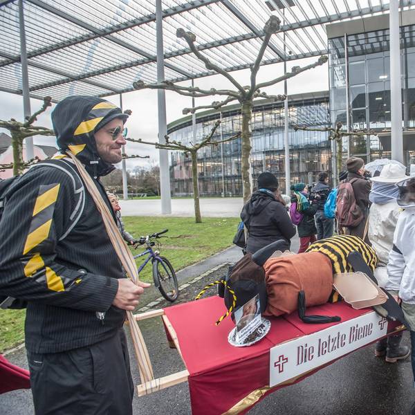leverkusen-protest-beim-bayer-ALF_5139
