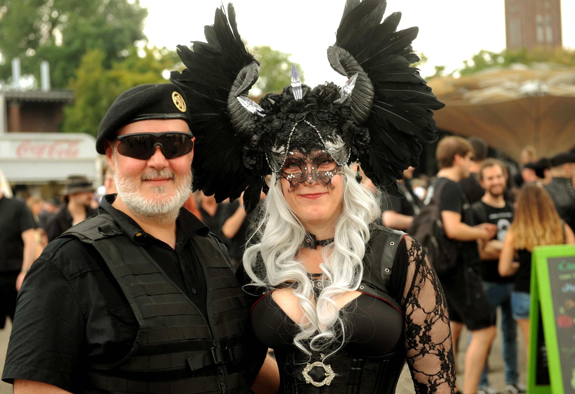 Amphi Festival Outfit