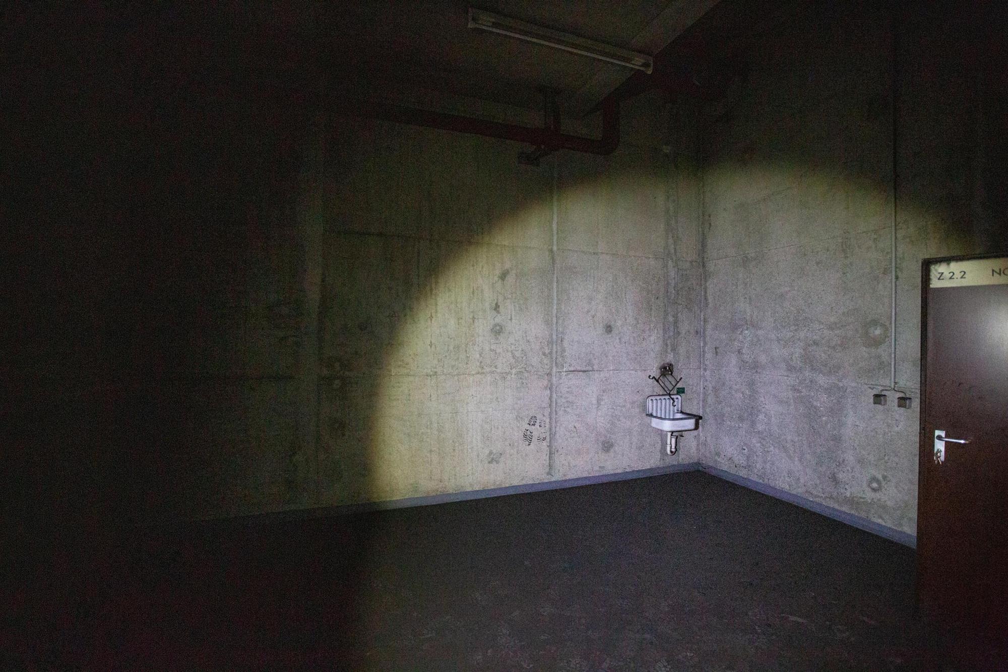 atombunker-waschbecken
