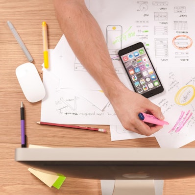 Symbolbild Digital Computer Unterricht