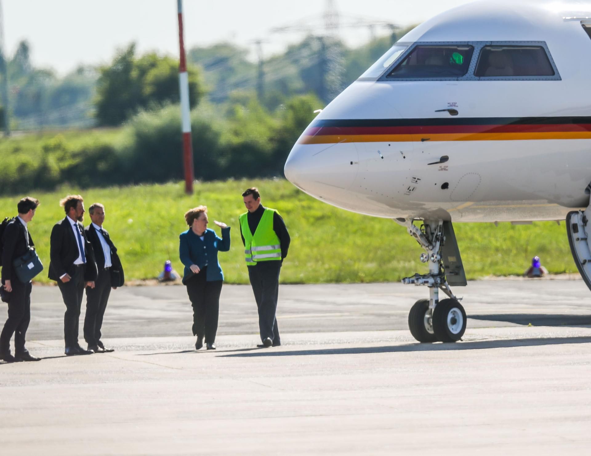 Merkel Regierungsflieger Dortmund