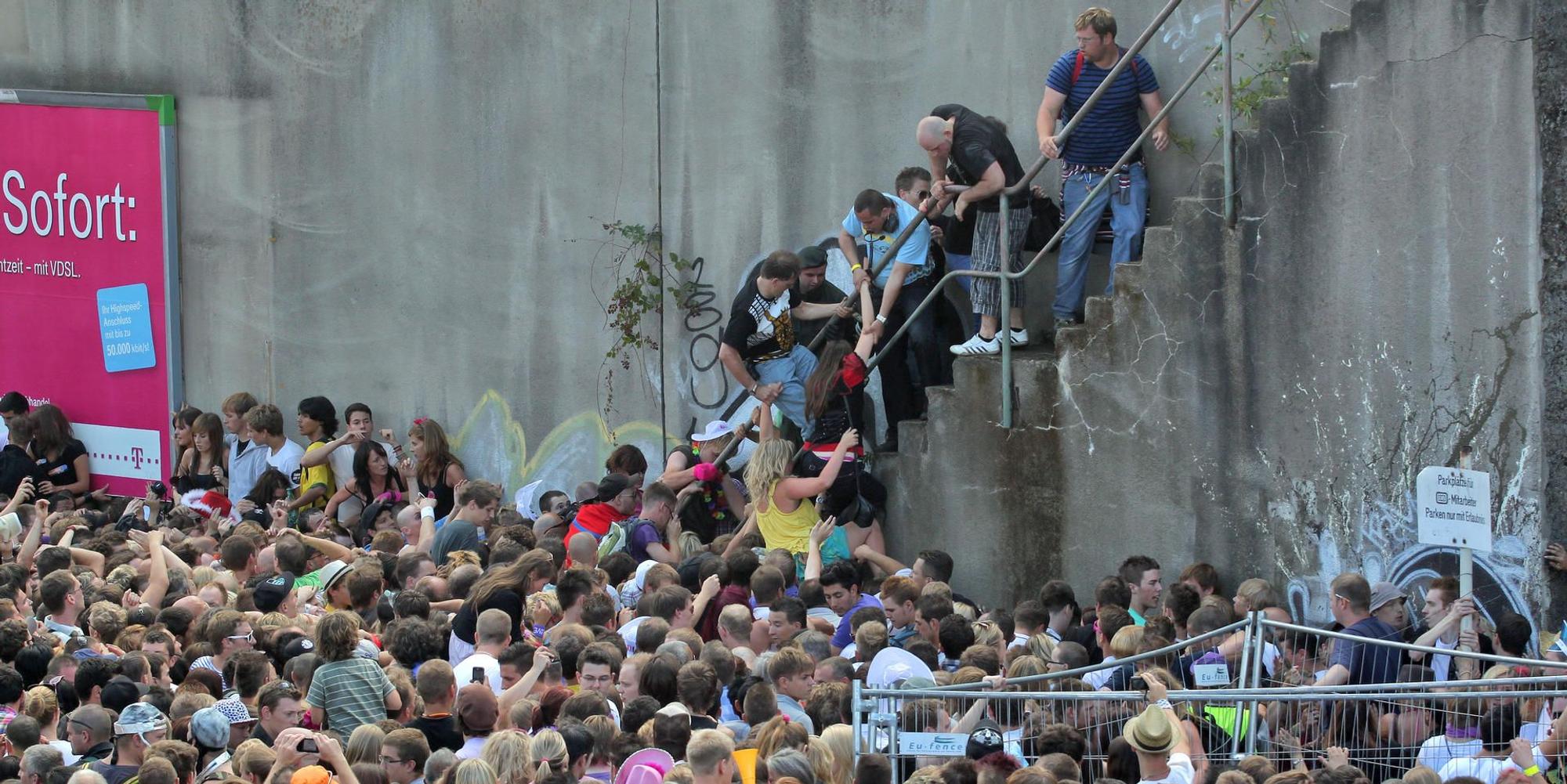 Loveparade_Duisburg_55163193