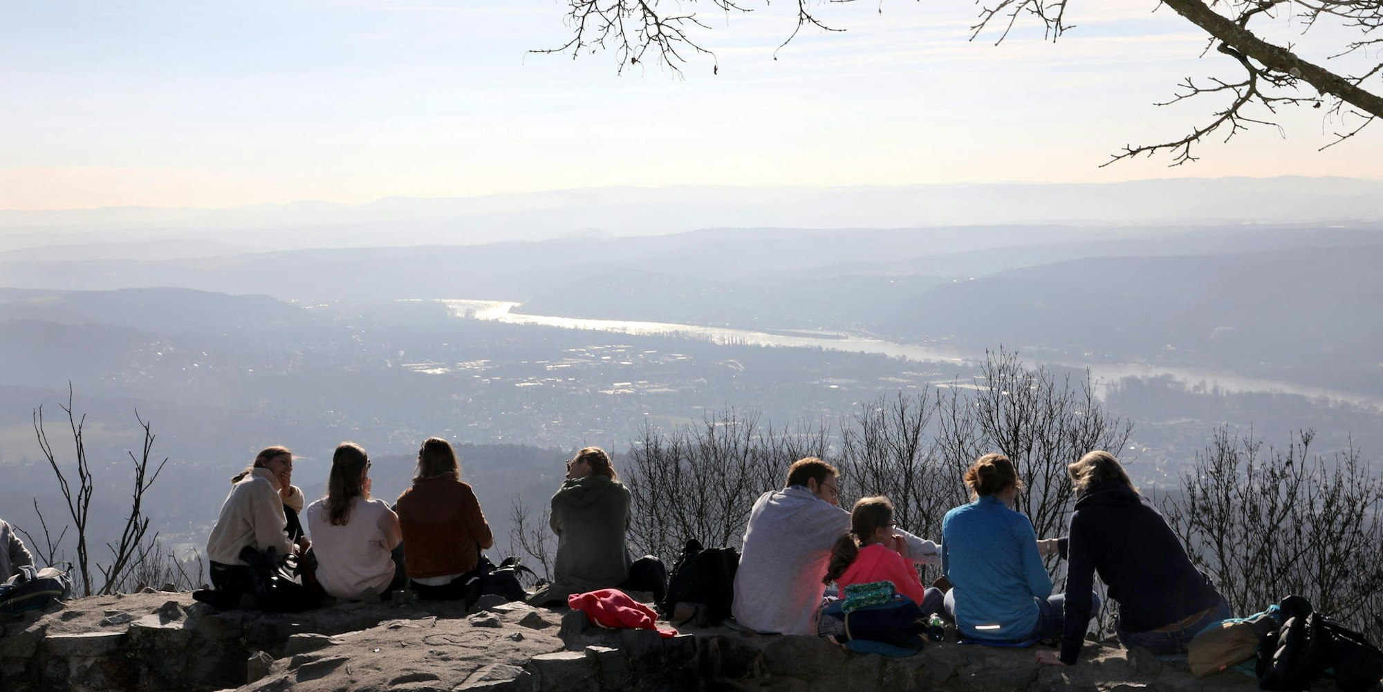 Loewenburg_8650_Bergischer Weg
