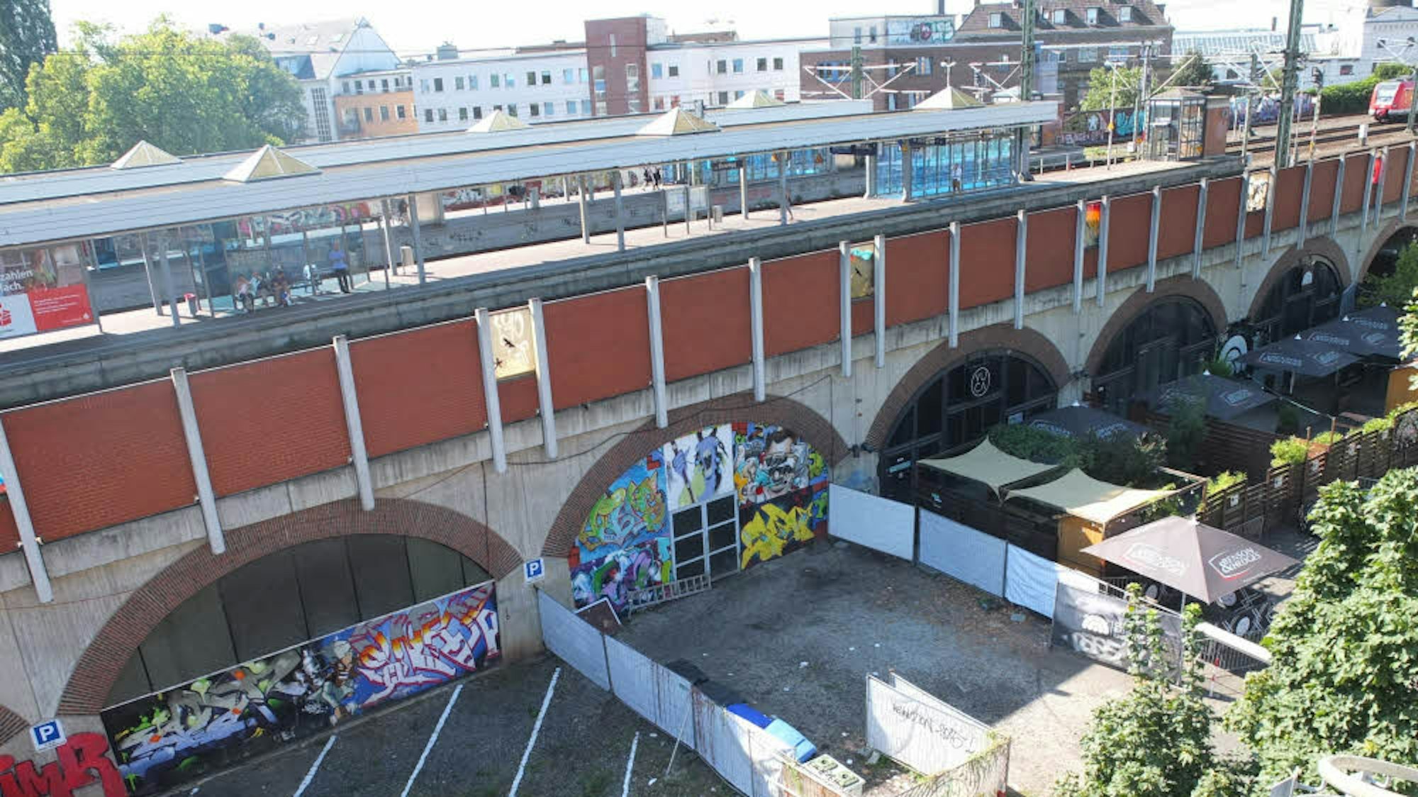 Bahnbögen am Bahnhof Ehrenfeld