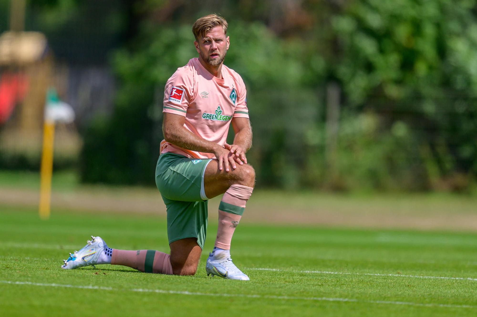 Werder Lachs Trikot 12