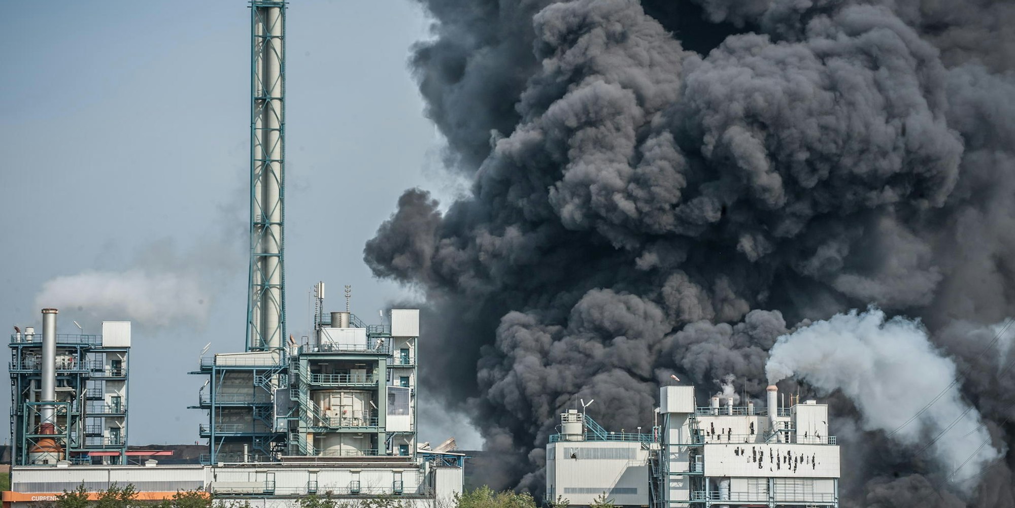 EXPLOSION_SONDERMUELLVERBRENNUNG_RLE_Leverkusen072720_11