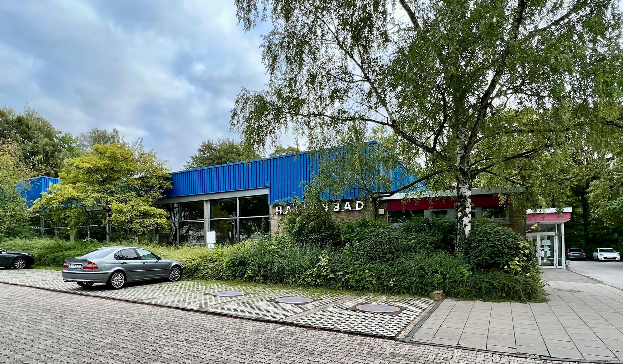 Außenansicht Hallenbad