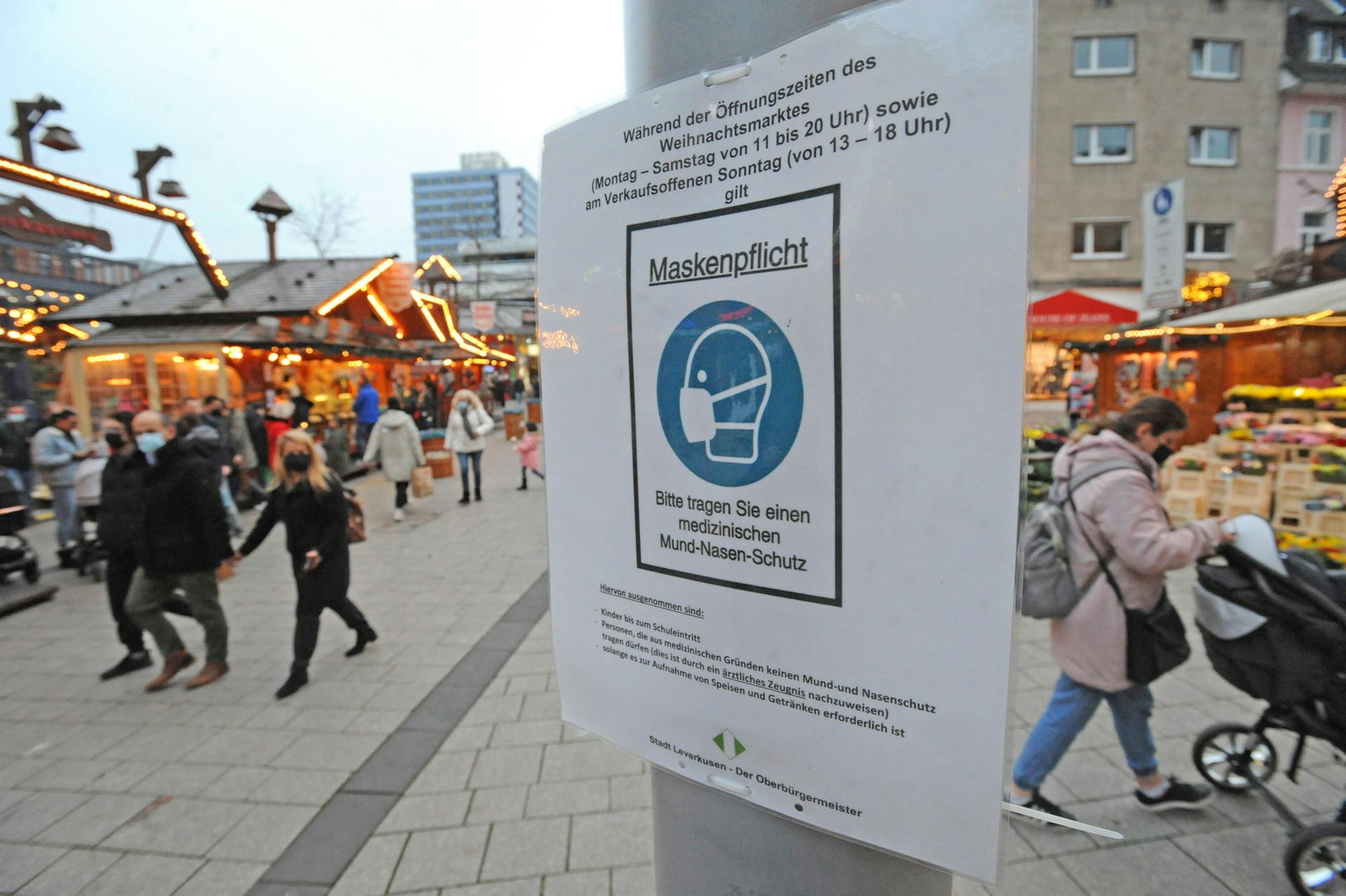 LE_Weihnachtsmarkt_(1)