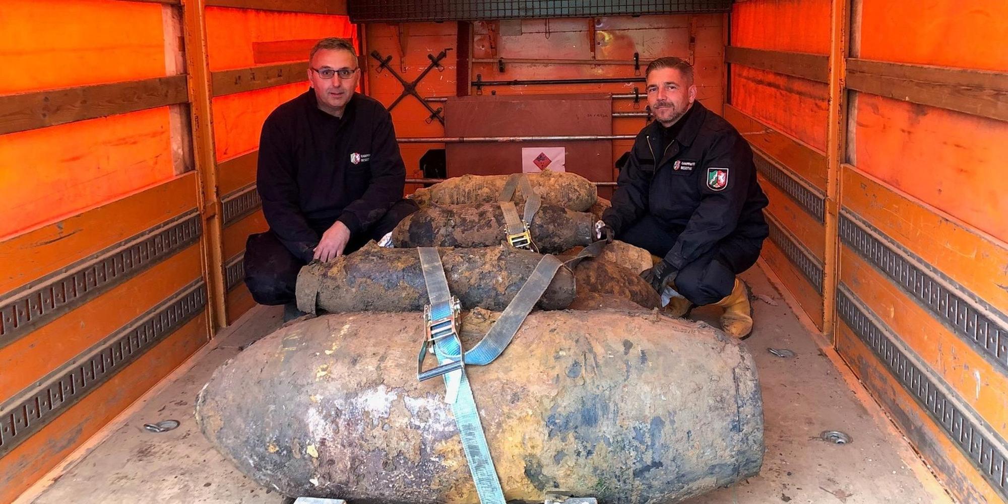 32_FOTO_entschärfte Bomben_1 Rondorf