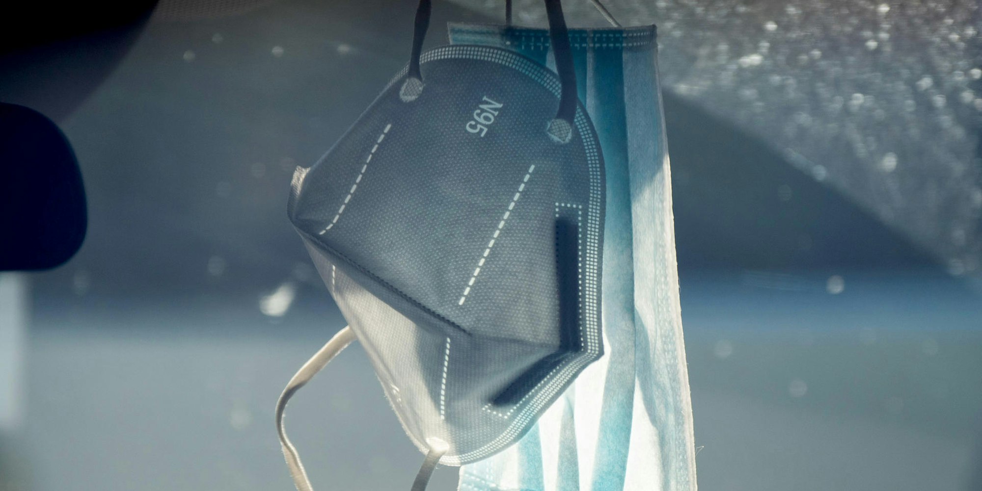 Symbolbild Masken Steuer