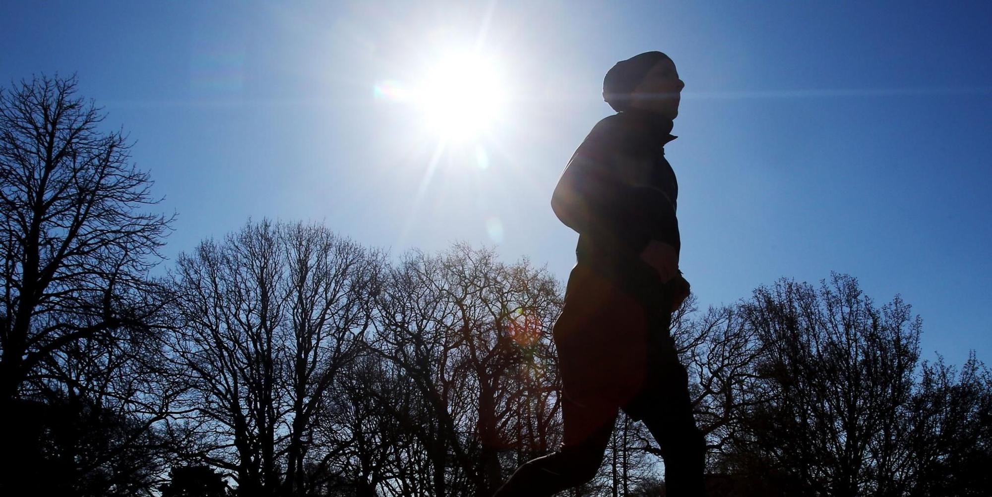 Jogging_im_Winter_Symbol_34060165