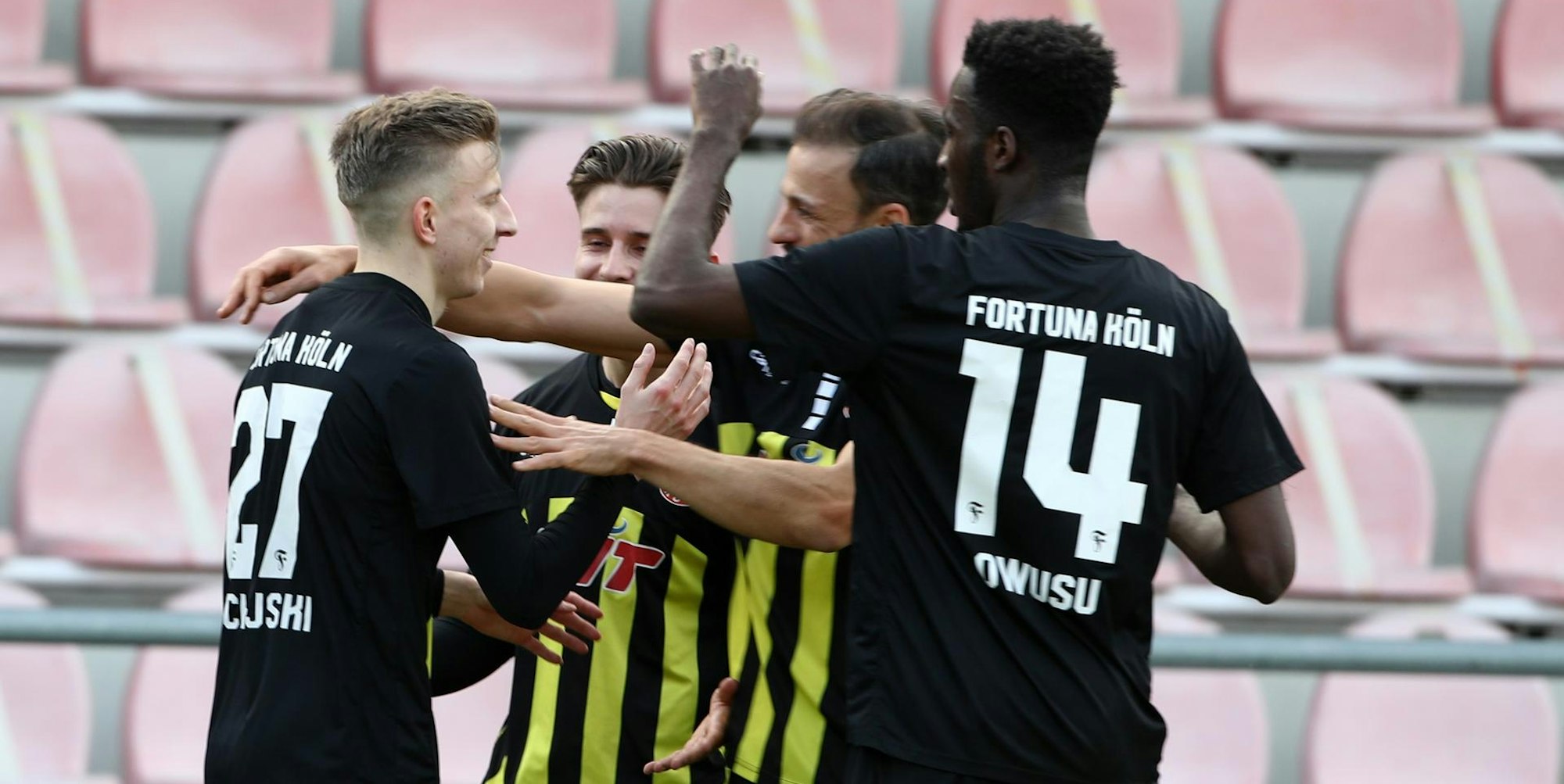 2288324D-C706-4148-B7C4-30496D799E8D