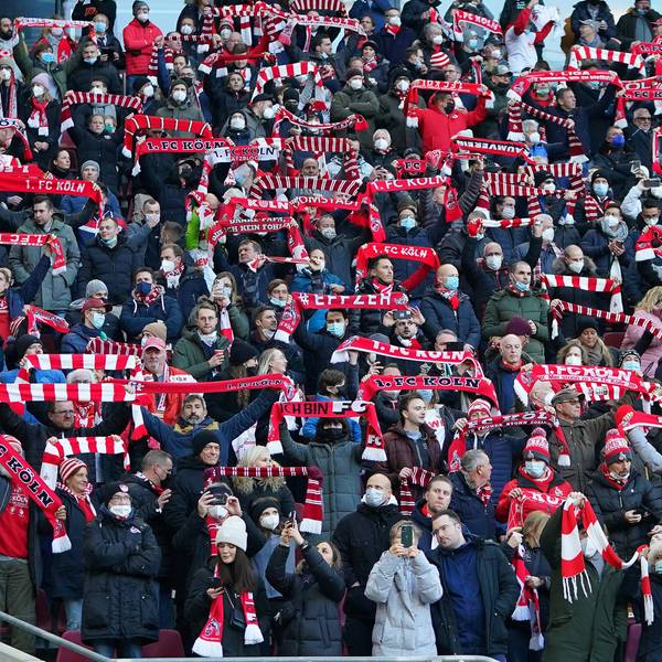Tribüne_masken