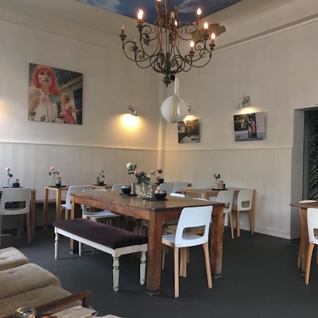 Der Innenraum des Café Jakubowski in Köln. (Archivbild)