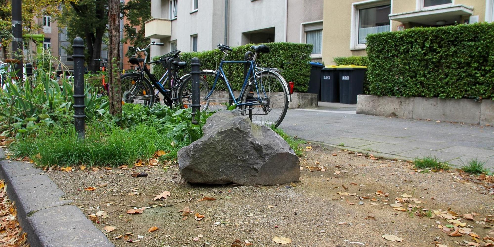 Steine im Agnesviertel