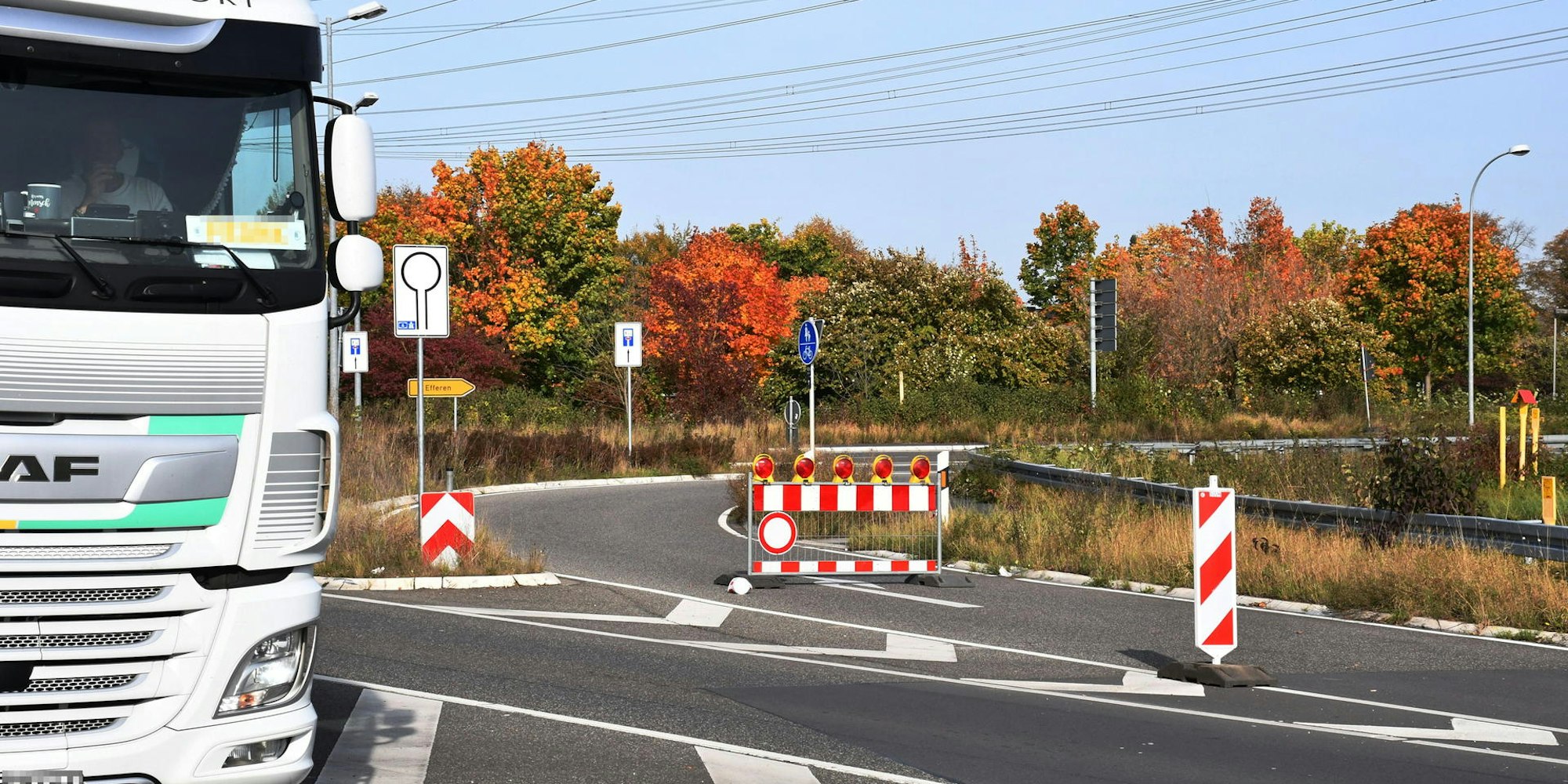 Hürth Sperrung Bauhaus Kreisel