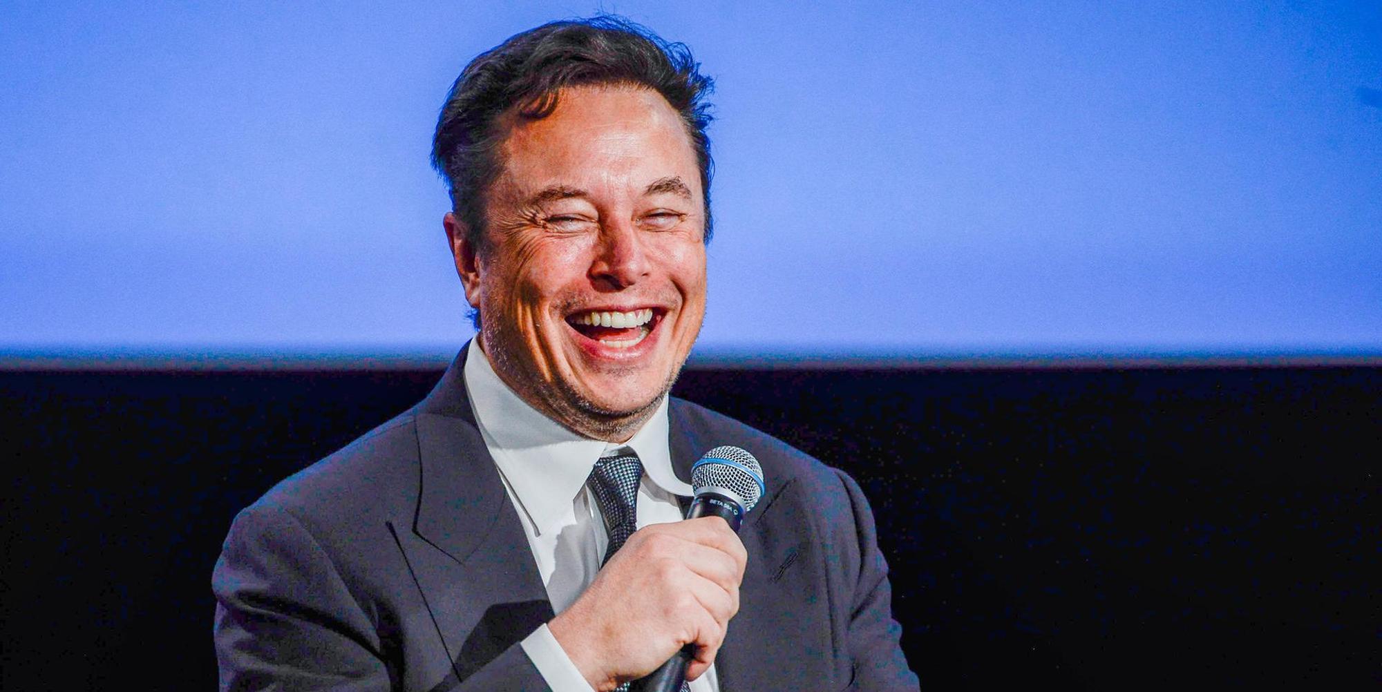 Elon Musk 031122