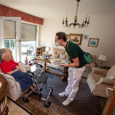 rde_KP_Hausbesuch_Impfung14