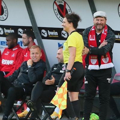 Baumgart an der Seitenlinie