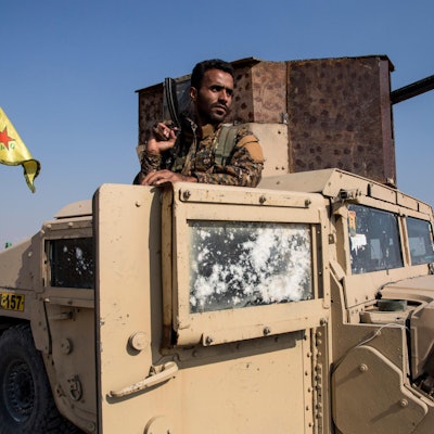 Soldat der Kurdenmiliz_Syrien