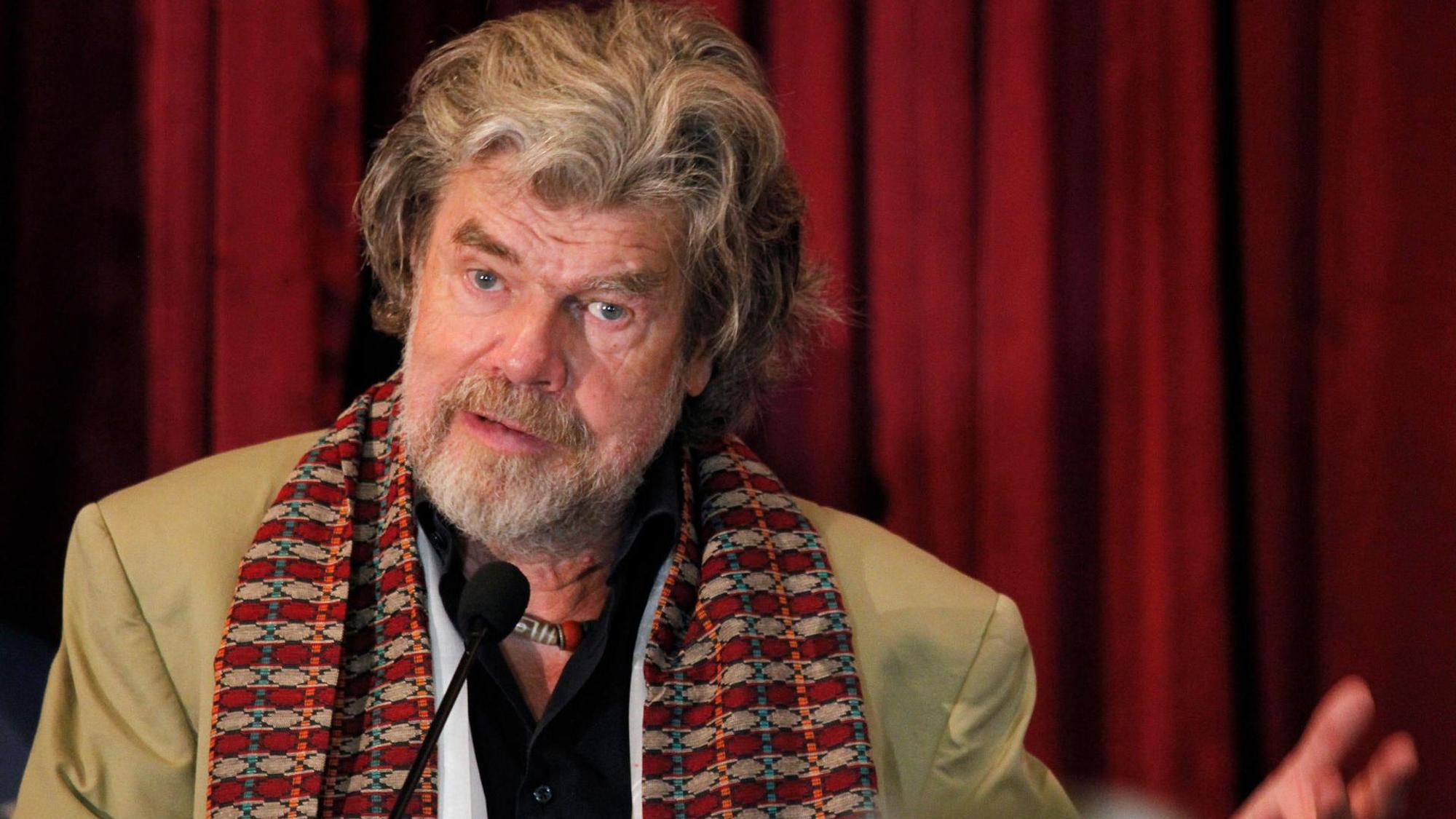 Extrembergsteiger Reinhold Messner bei einem Pressetermin.