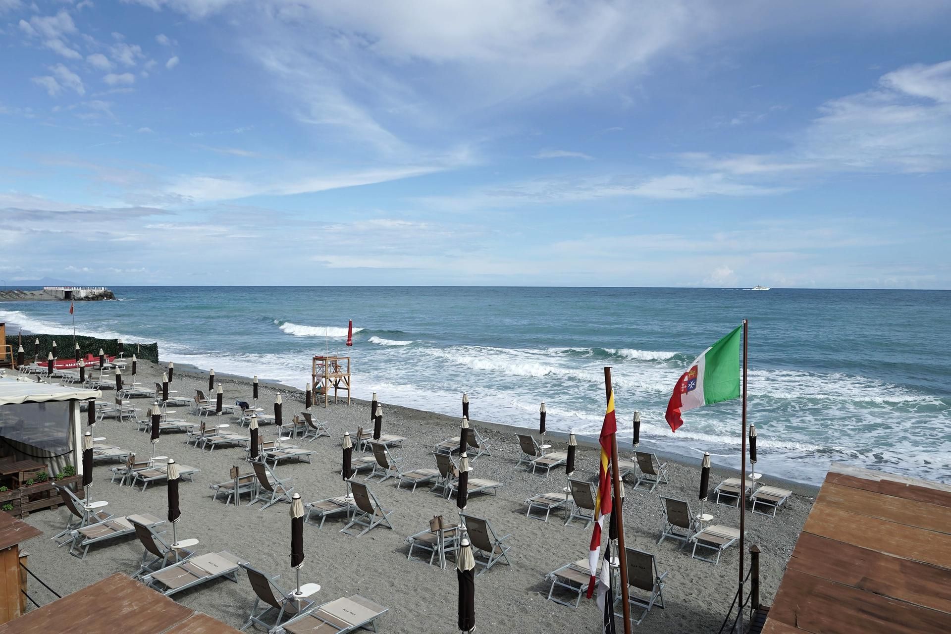 Italien_Ligurien_Strand (1)