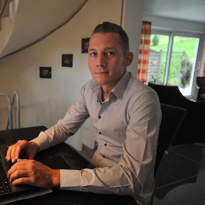 MDS-KSTA-2015-08-29-71-88562037