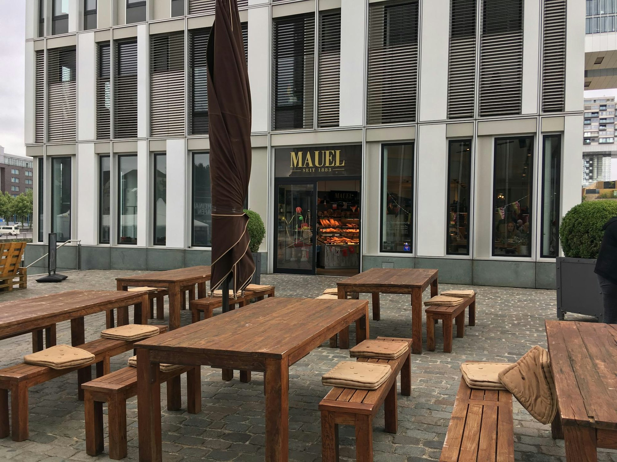 Mauel von außen 2