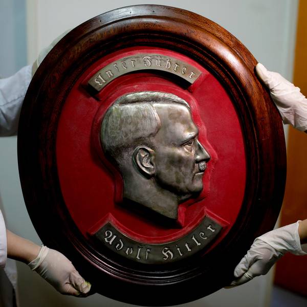 Ein in Buenos Aires gefundenes Relief Adolf Hitlers