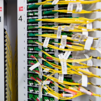 Glasfaser Internet Symbolbild