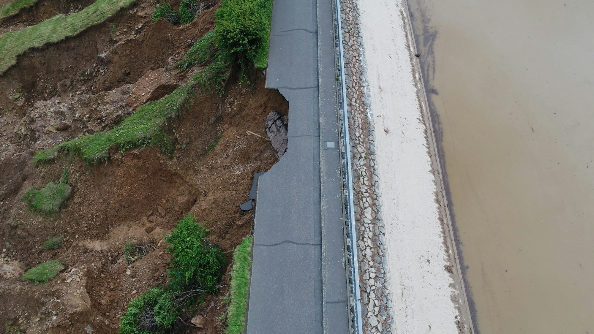 Steinbachtalsperre_Damm_3