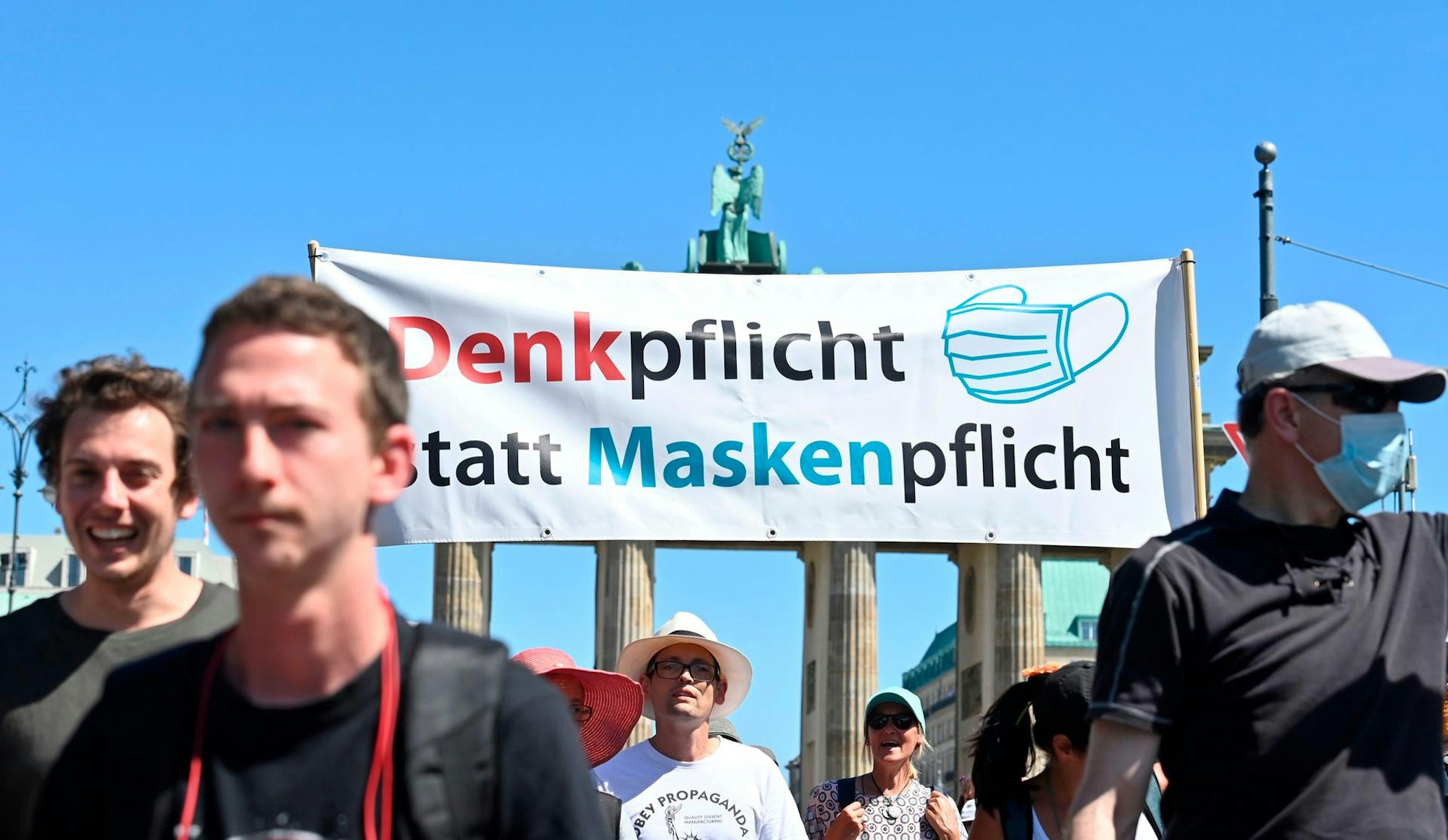 Corona-Demo Berlin II (1)