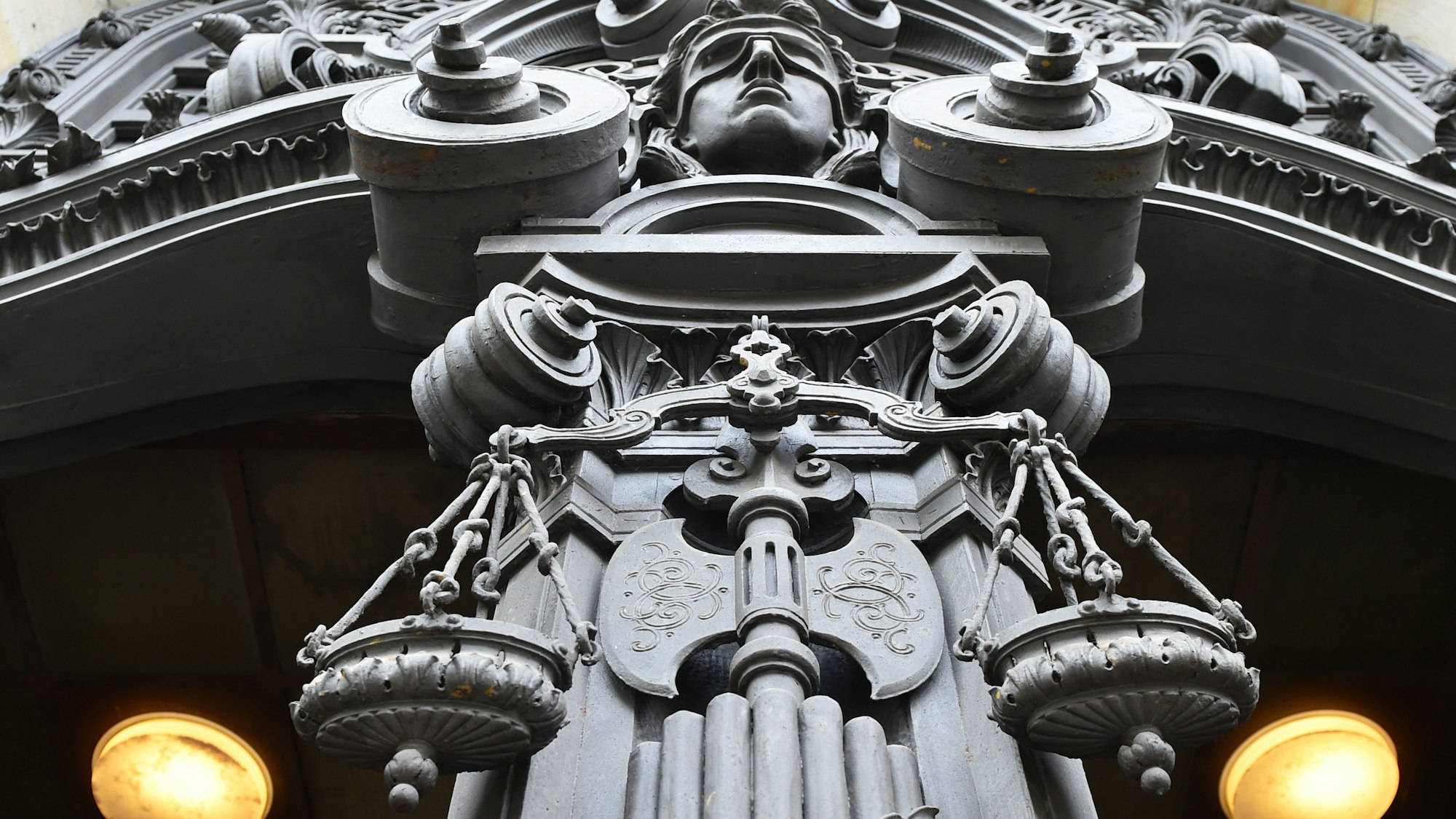 Justitia am Gericht