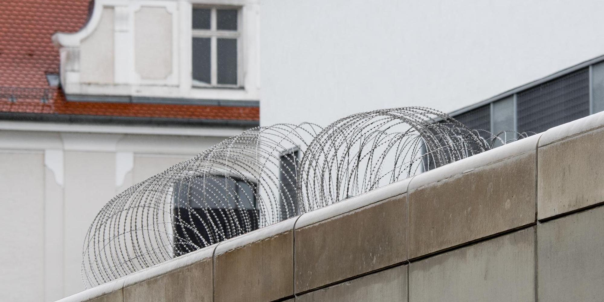 Stacheldraht Gefängnis