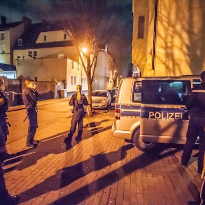 polizei-corona-kaiserstrasse---LE-leverkusen25032021AL_4