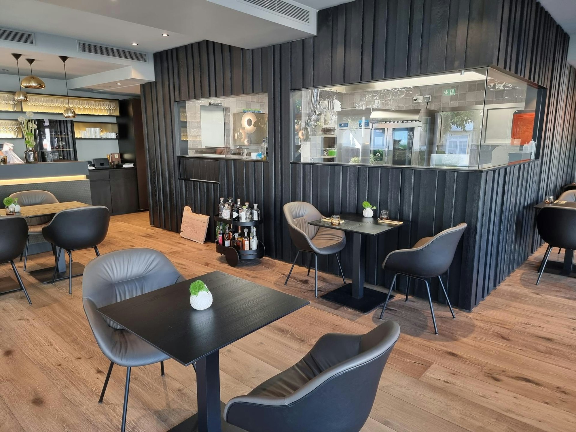 Feinschliff Innen_ Henn