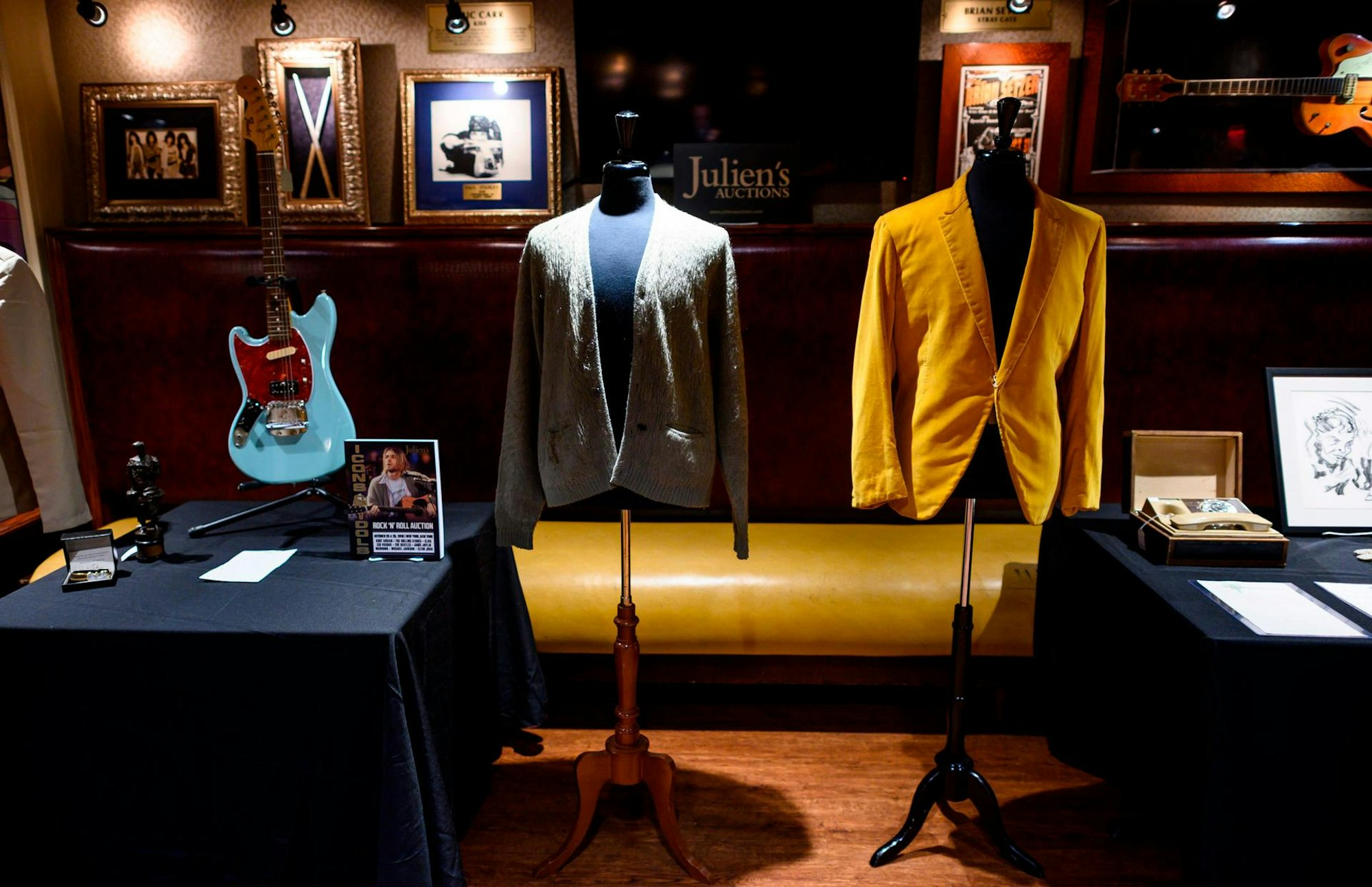 Cobains Strickjacke afp neu